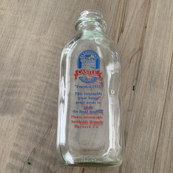 1 QT Glass Milk Bottle - Picture 7 of 8